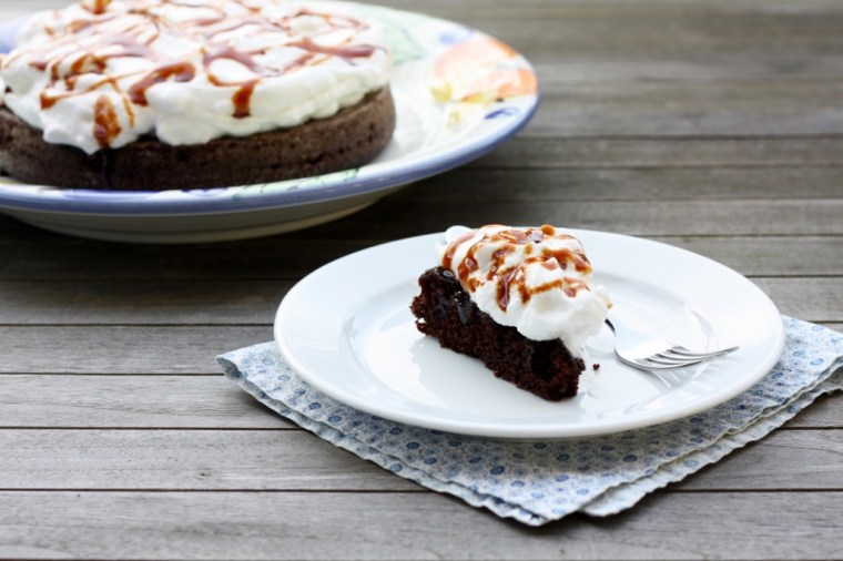 Mocha Cake with Fluffy Frosting