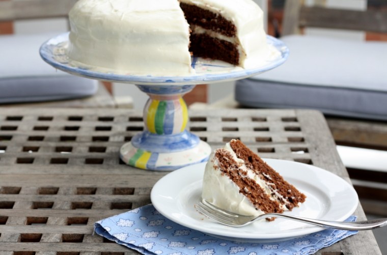 Chocolate Cake with Cream Cheese Frosting 2