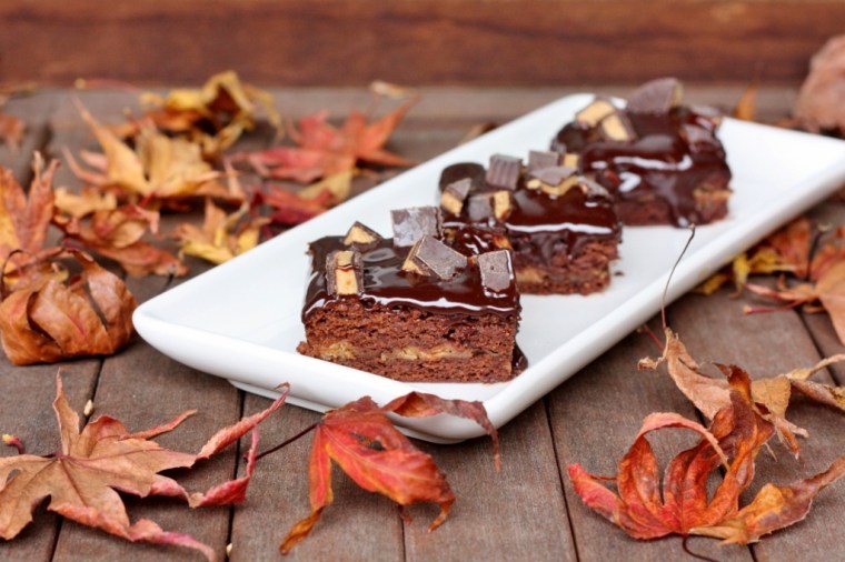 unreal-peanut-butter-brownies